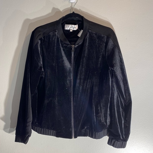 Jus d’Orange**Black Velvet Jacket***Large $168 - Picture 4 of 8